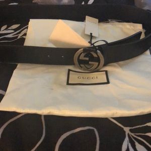 Gucci Accessories - Brand New Women’s Gucci Navy Blue Belt Gucci Accessories - Brand New Women’s Gucci Navy Blue Belt